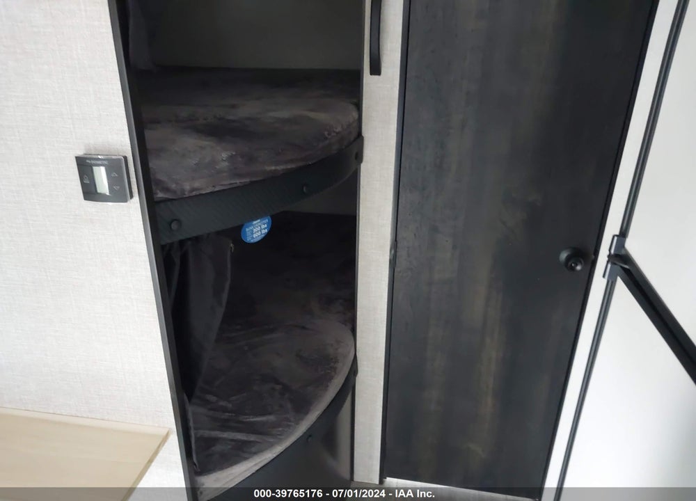 2022 JAYCO JAYFL184BH VIN: 1UJBJ0BN6N17V3189