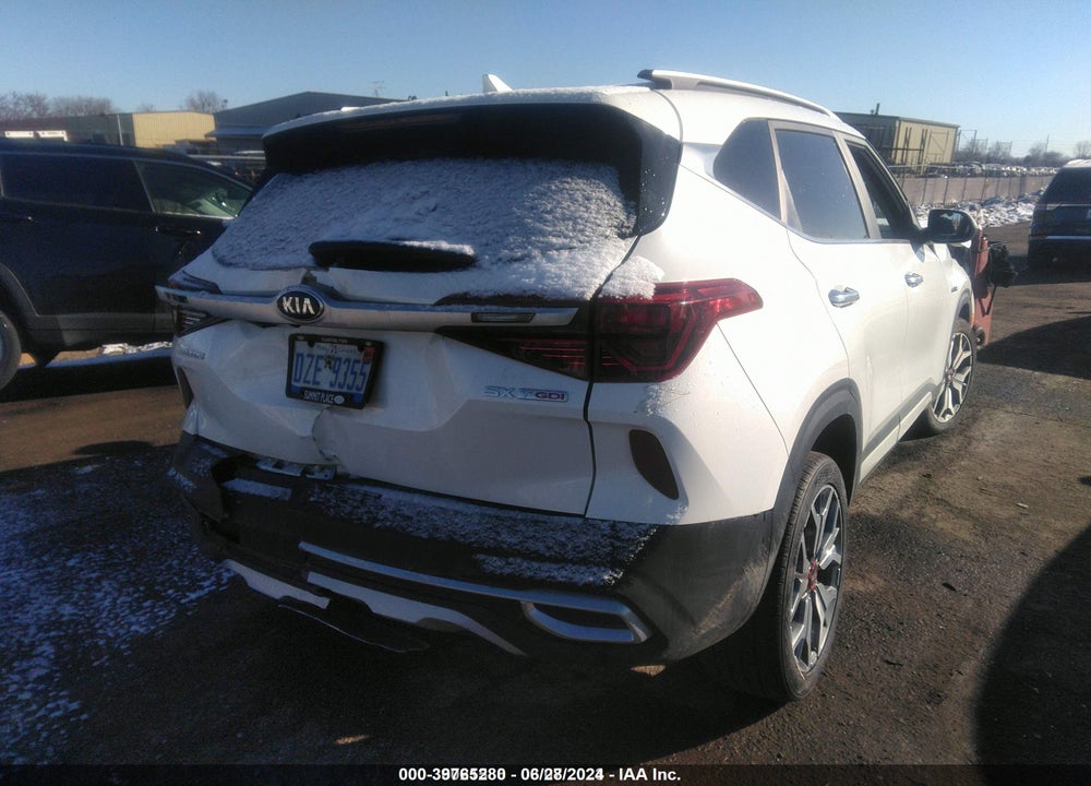 2021 KIA SELTOS SX TURBO VIN: KNDETCA24M7183320