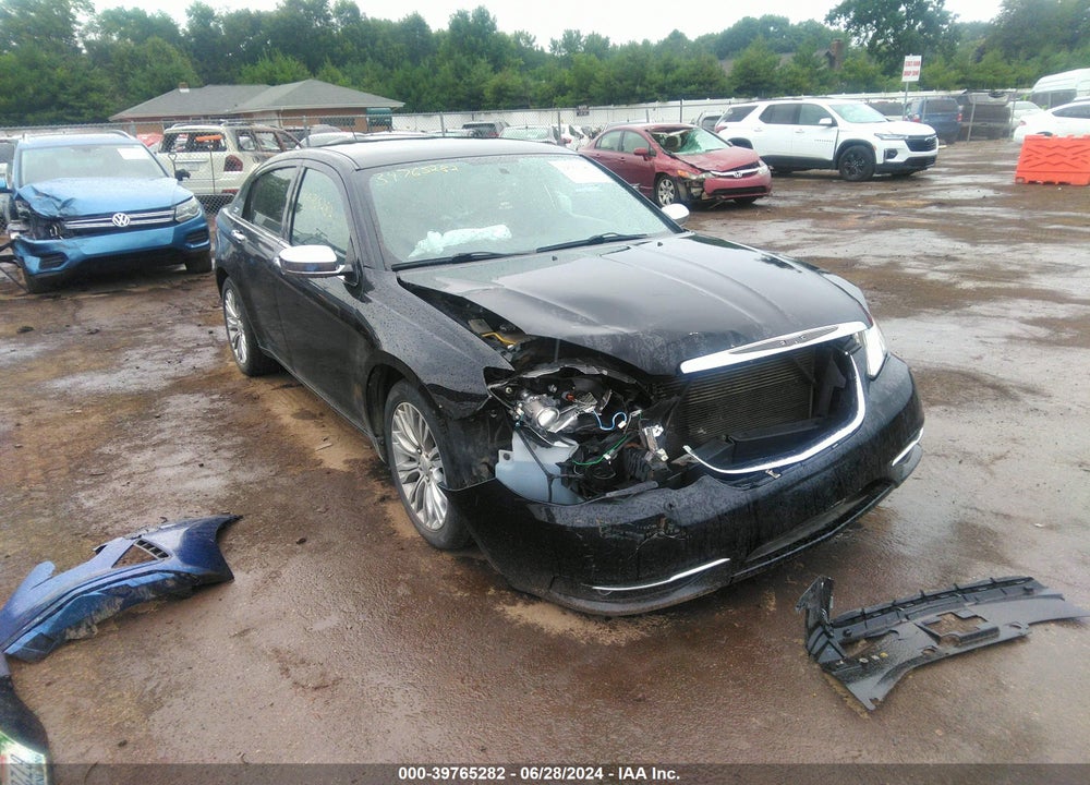 2013 CHRYSLER 200 LIMITED VIN: 1C3CCBCG5DN570761