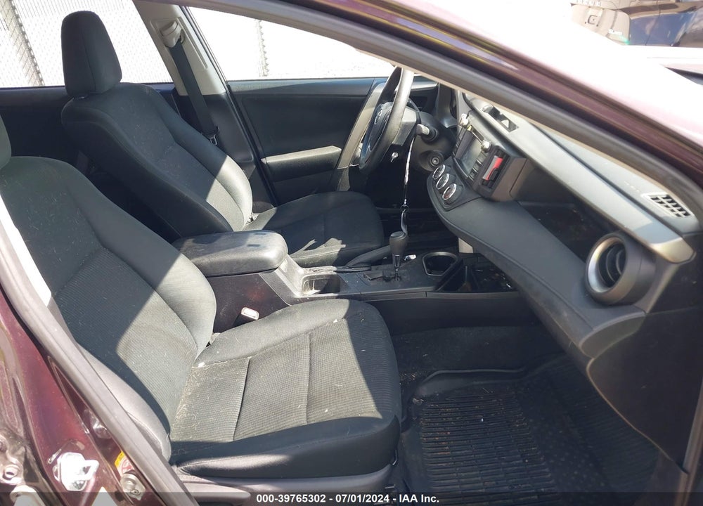 2018 TOYOTA RAV4 LE VIN: 2T3BFREV4JW770442