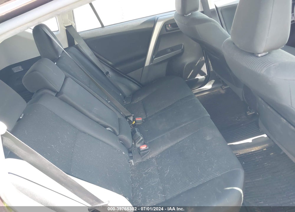 2018 TOYOTA RAV4 LE VIN: 2T3BFREV4JW770442