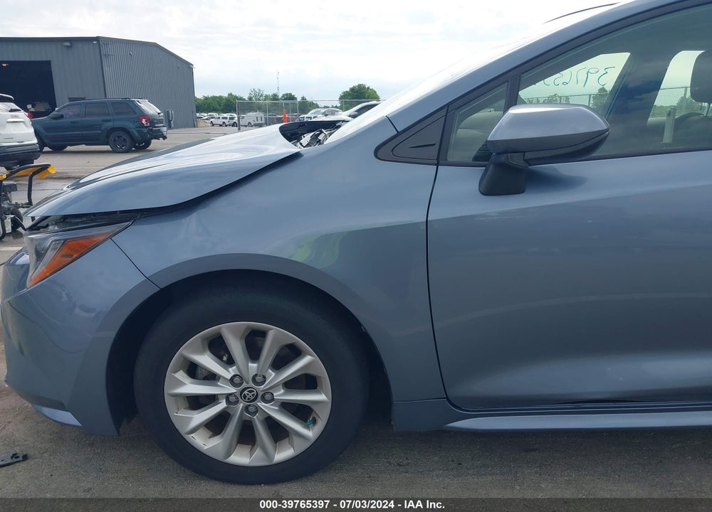 2020 TOYOTA COROLLA LE VIN: JTDHPRAEXLJ102837