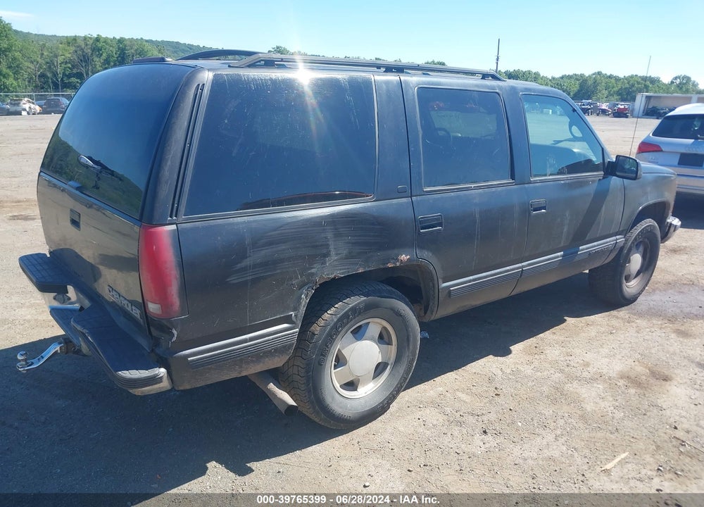 1997 CHEVROLET TAHOE LS VIN: 1GNEK13R5VJ404758