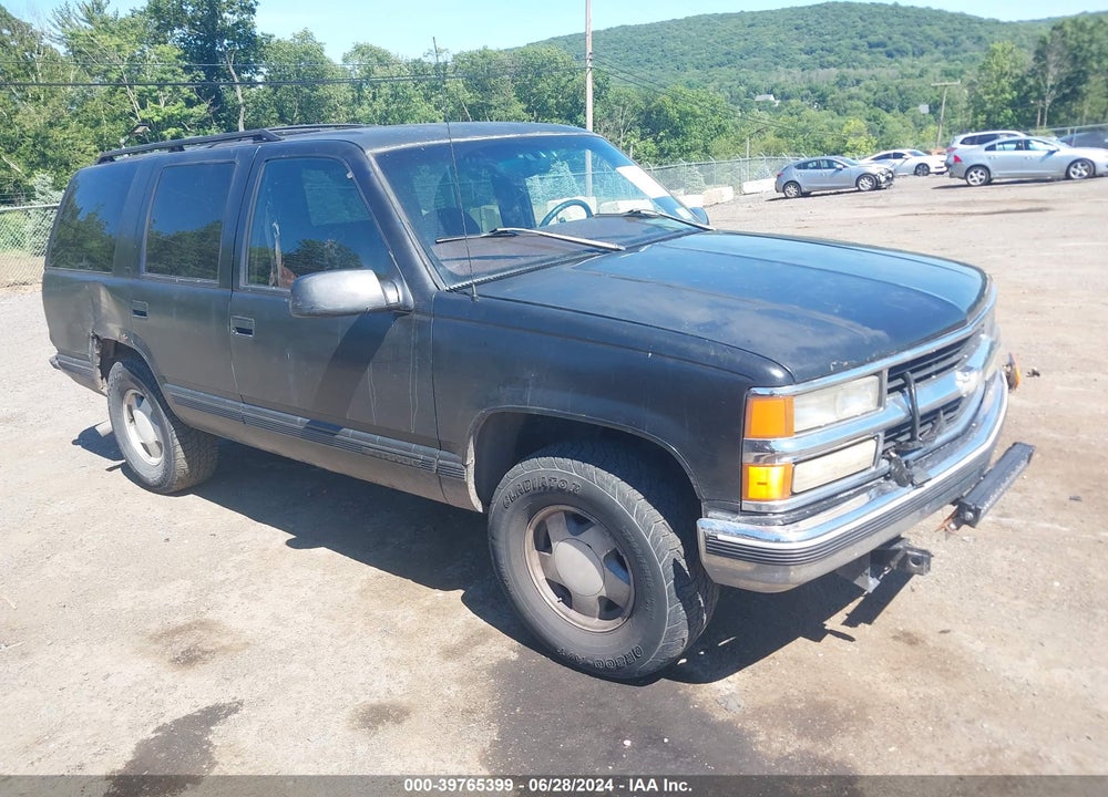 1997 CHEVROLET TAHOE LS VIN: 1GNEK13R5VJ404758