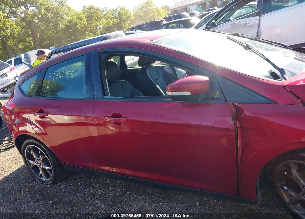 2014 FORD FOCUS SE VIN: 1FADP3K25EL107604