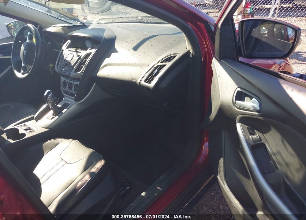 2014 FORD FOCUS SE VIN: 1FADP3K25EL107604