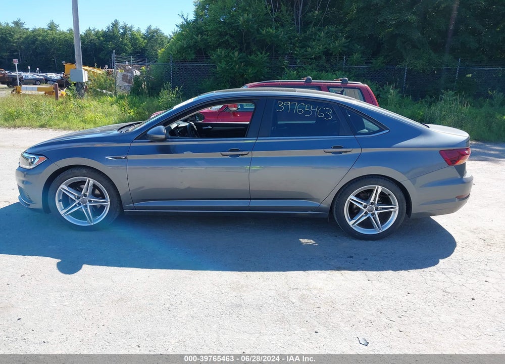 2019 VOLKSWAGEN JETTA 1.4T SEL VIN: 3VWE57BUXKM081019