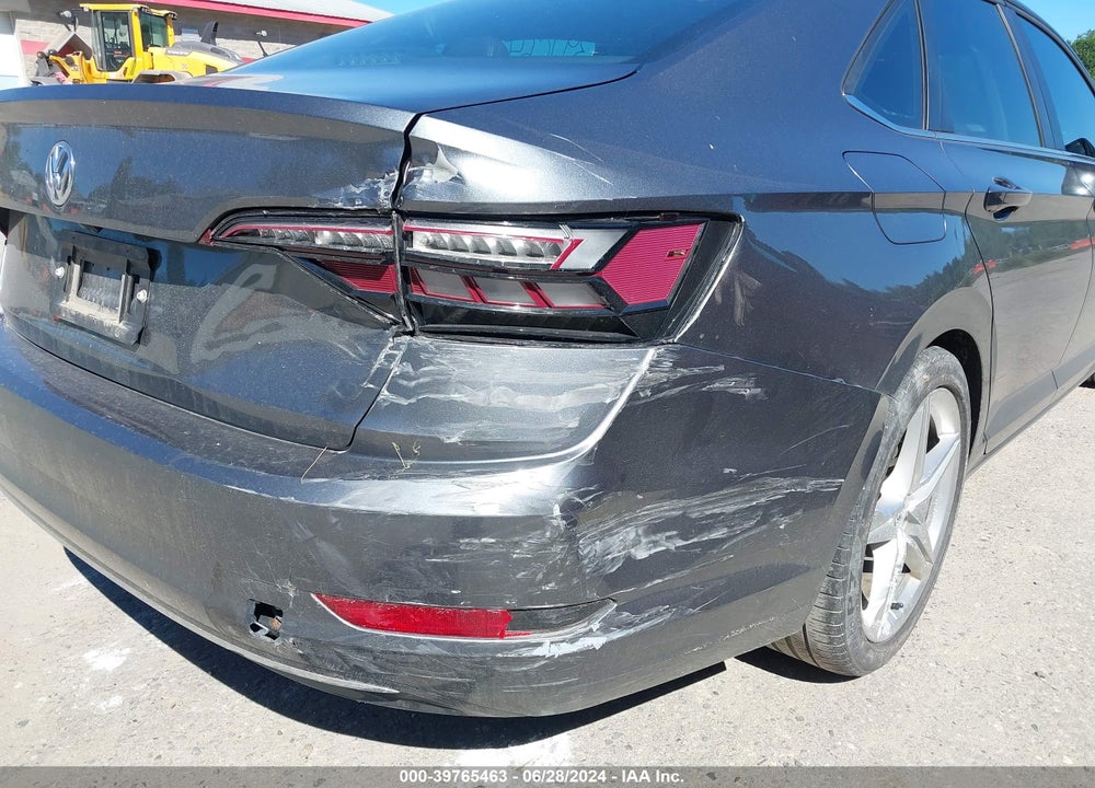 2019 VOLKSWAGEN JETTA 1.4T SEL VIN: 3VWE57BUXKM081019