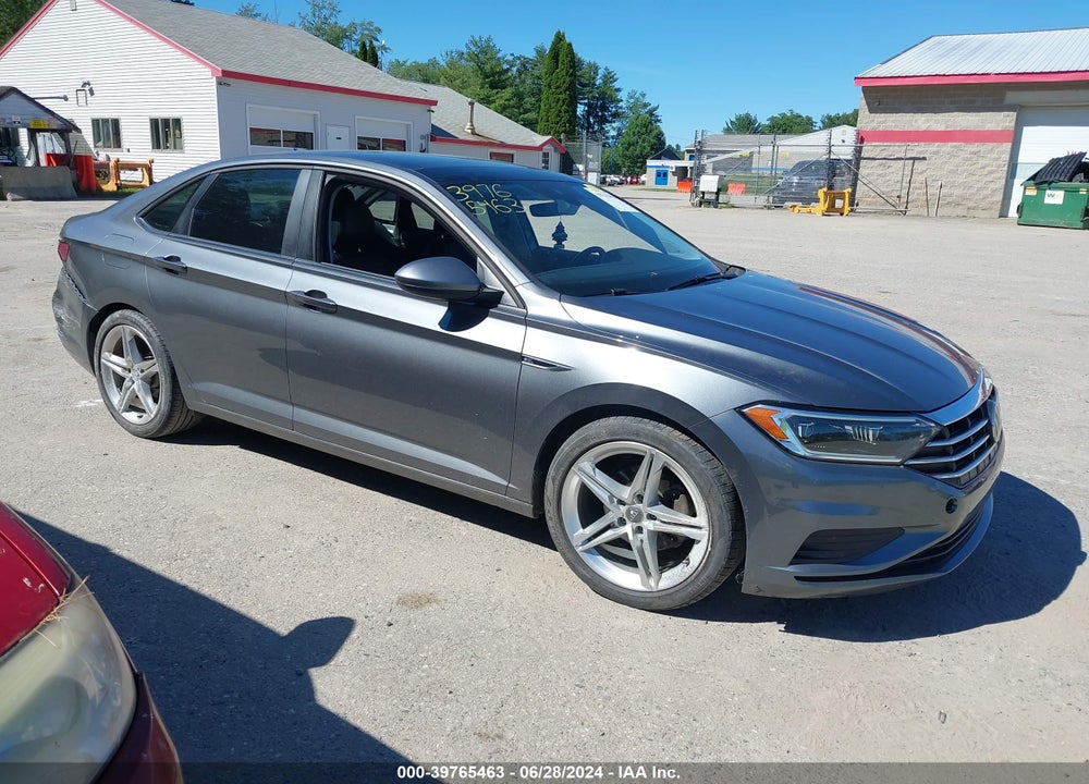 2019 VOLKSWAGEN JETTA 1.4T SEL VIN: 3VWE57BUXKM081019