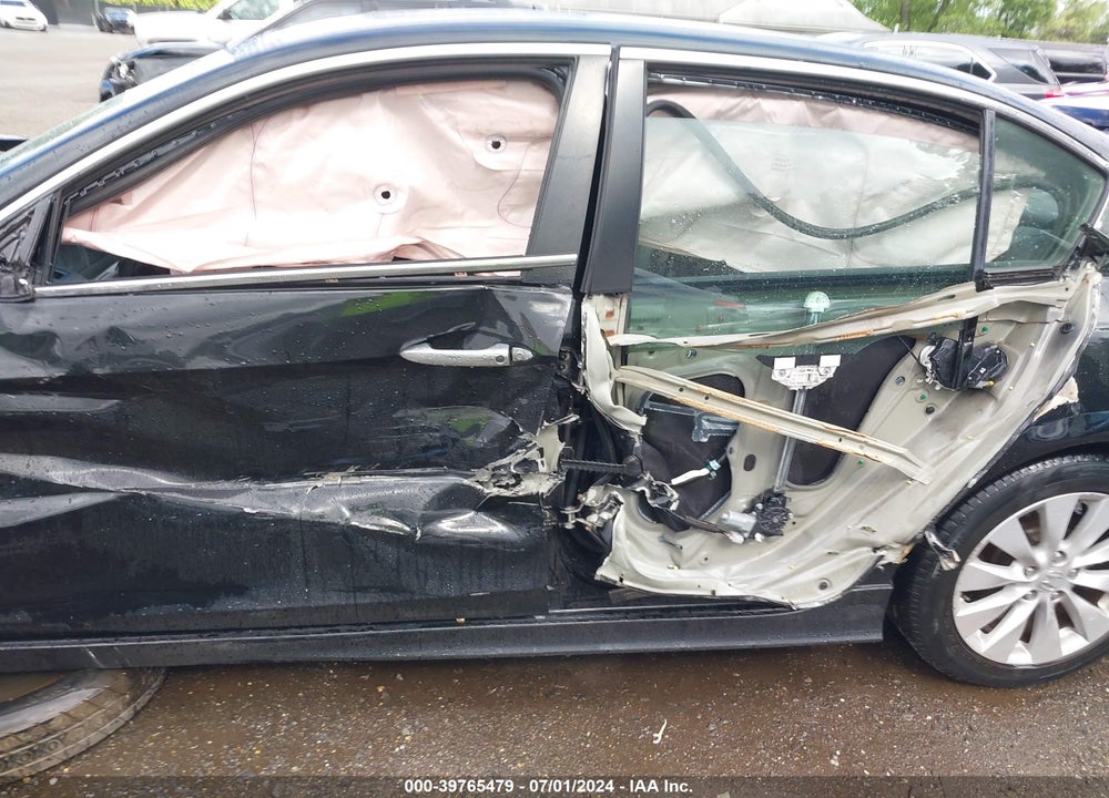 2013 HONDA ACCORD EX-L VIN: 1HGCR2F88DA083075