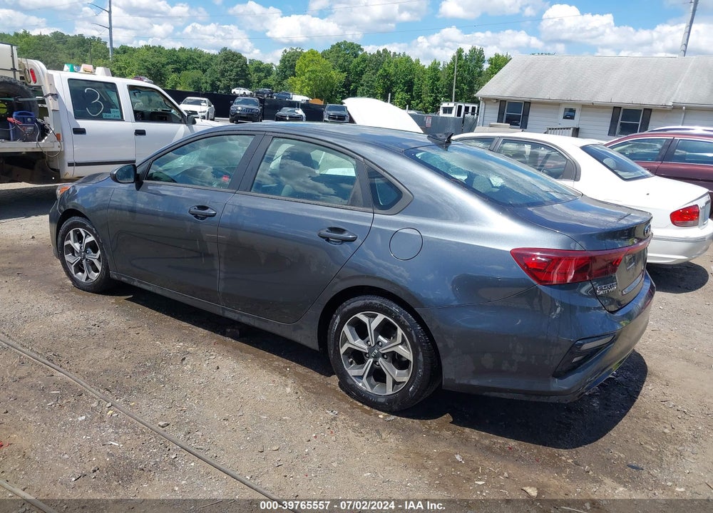 2020 KIA FORTE LXS VIN: 3KPF24AD9LE195802