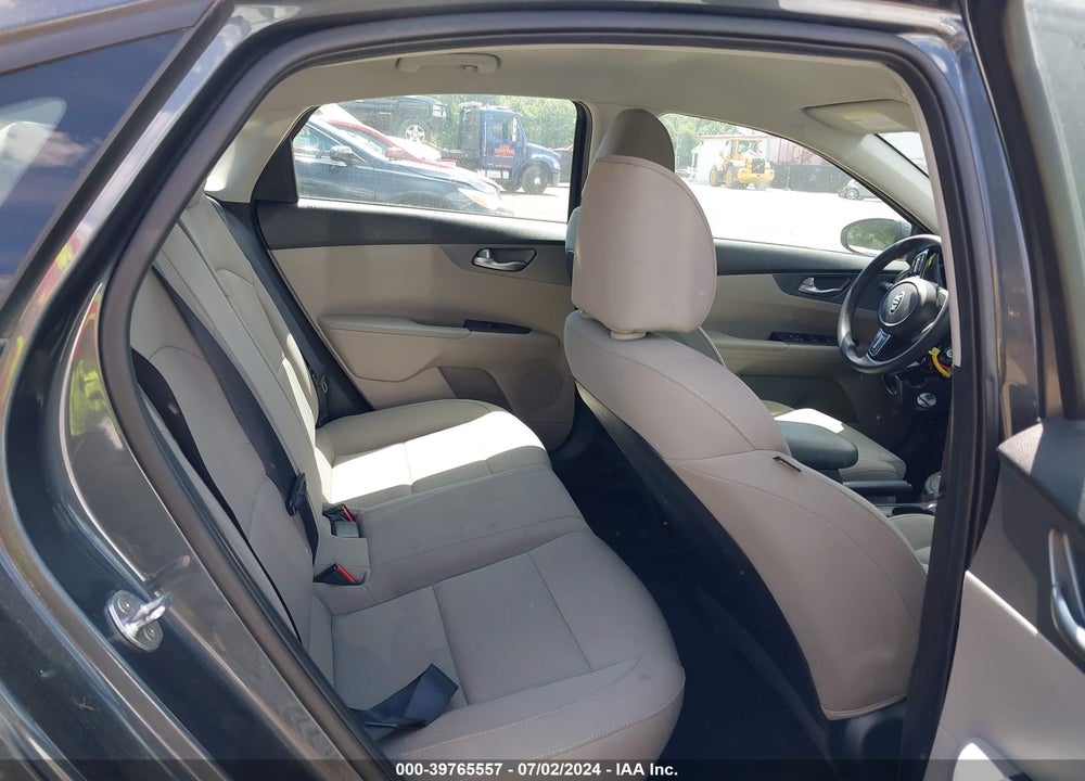 2020 KIA FORTE LXS VIN: 3KPF24AD9LE195802