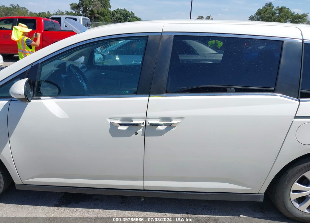 2016 HONDA ODYSSEY VIN: 5FNRL5H63GB016354