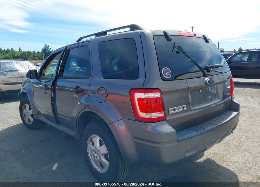 2009 FORD ESCAPE XLT VIN: 1FMCU93G89KC46077
