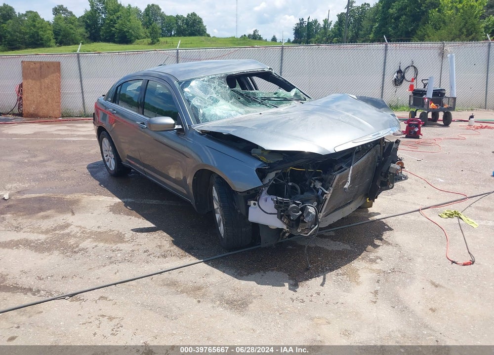 2012 CHRYSLER 200 TOURING VIN: 1C3CCBBB8CN105685