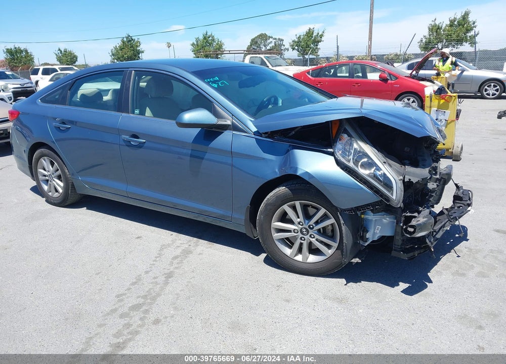 2016 HYUNDAI SONATA SE VIN: 5NPE24AF8GH319847