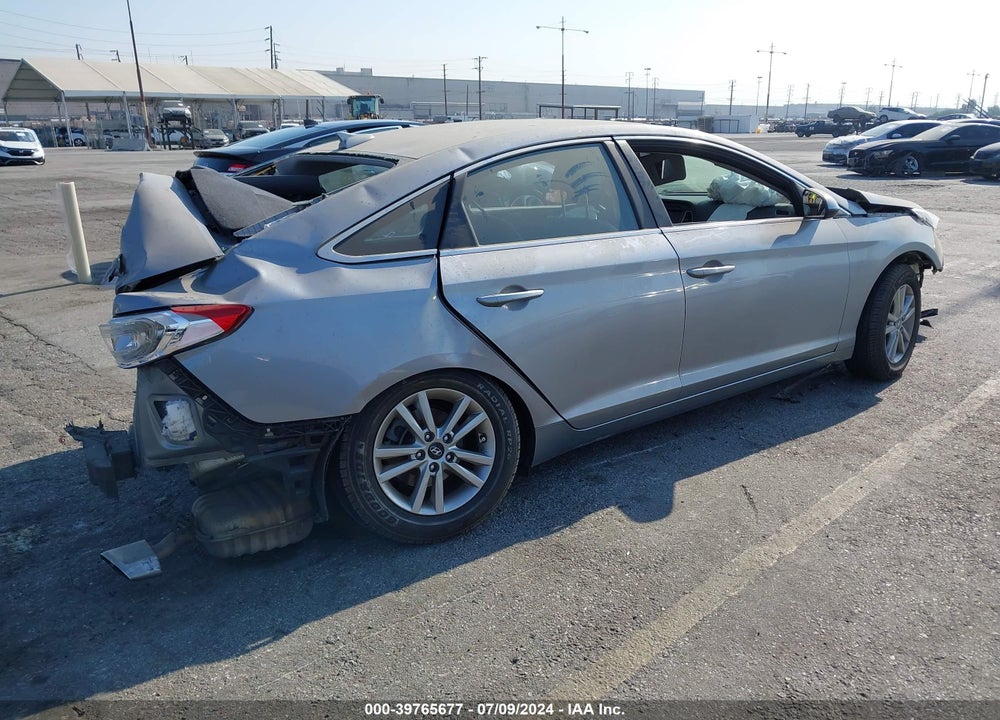 2017 HYUNDAI SONATA SE VIN: 5NPE24AF3HH579039