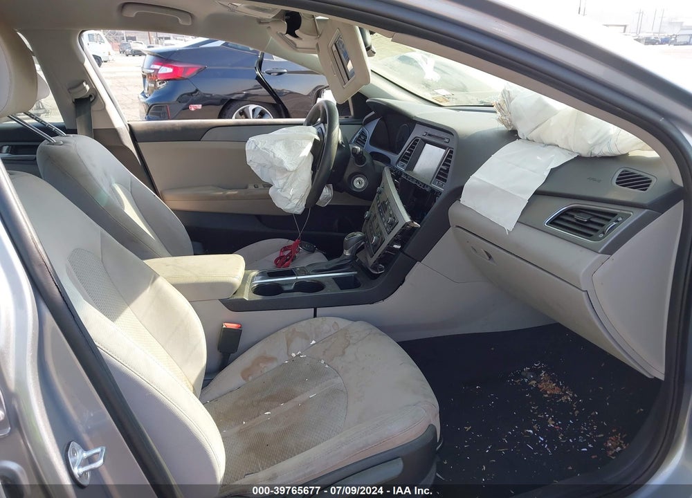 2017 HYUNDAI SONATA SE VIN: 5NPE24AF3HH579039