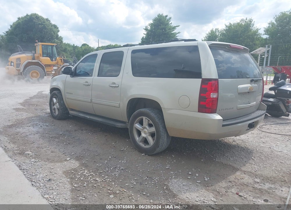 2013 CHEVROLET SUBURBAN 1500 LT VIN: 1GNSCJE04DR273577