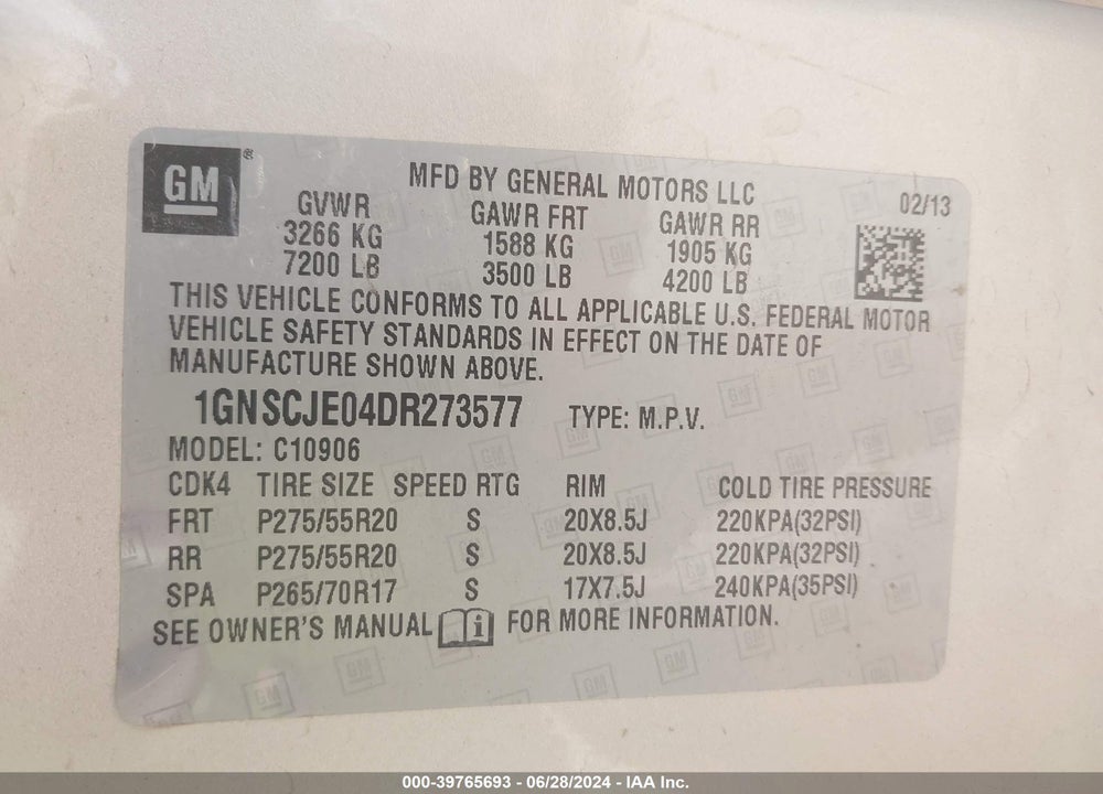 2013 CHEVROLET SUBURBAN 1500 LT VIN: 1GNSCJE04DR273577