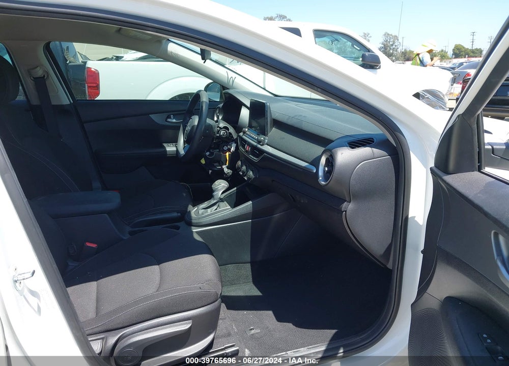 2021 KIA FORTE LXS VIN: 3KPF24AD9ME324624