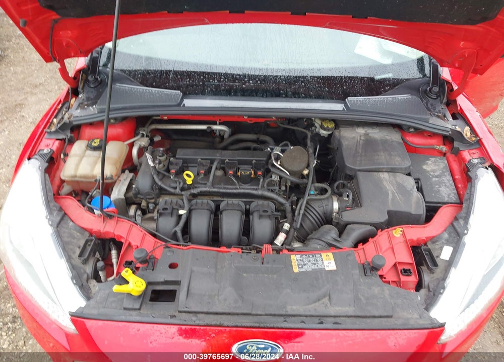 2015 FORD FOCUS SE VIN: 1FADP3F27FL204167