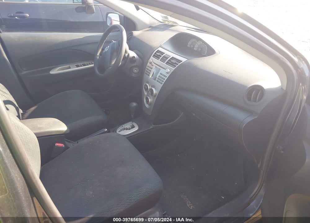 2007 TOYOTA YARIS VIN: JTDBT903571095402