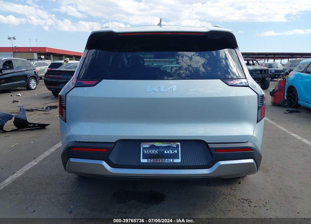2024 KIA EV9 VIN: KNDAFFS5XR6023486