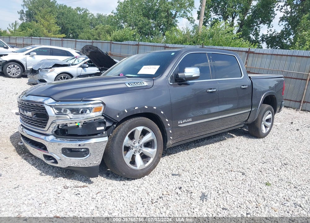 2022 RAM 1500 LIMITED 4X4 5'7 BOX VIN: 1C6SRFHT1NN384940