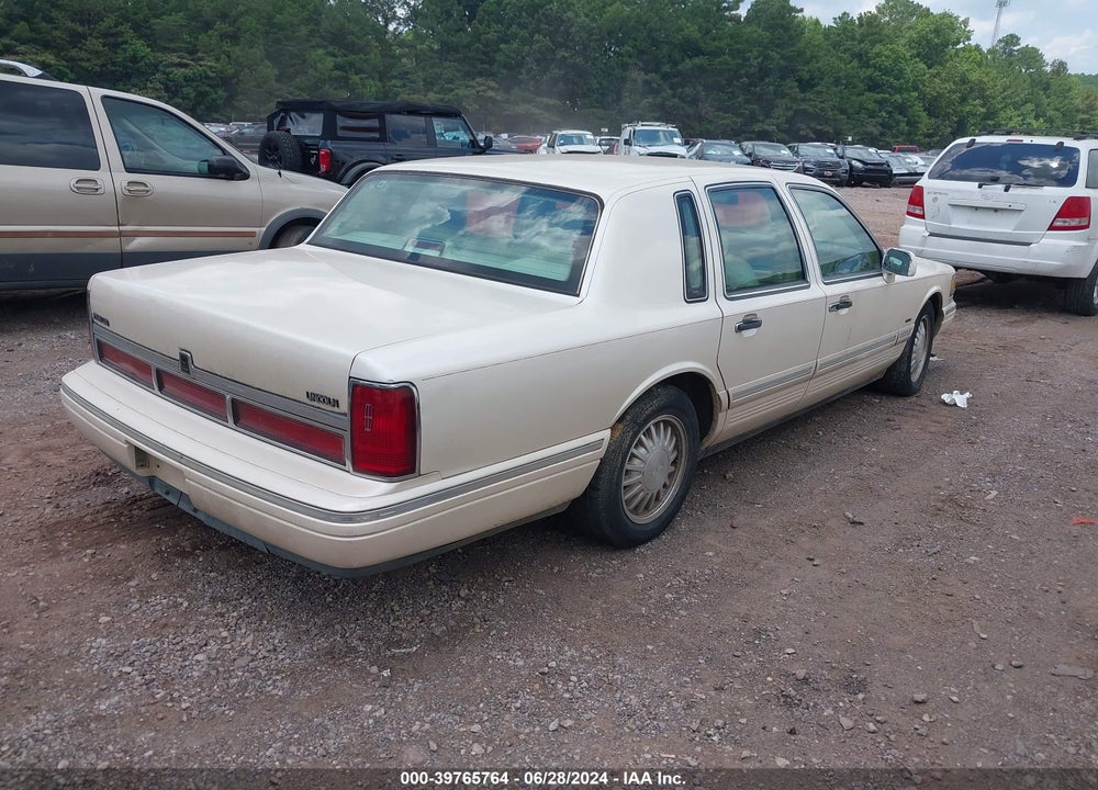 1997 LINCOLN TOWN CAR CARTIER VIN: 1LNLM83W8VY654099