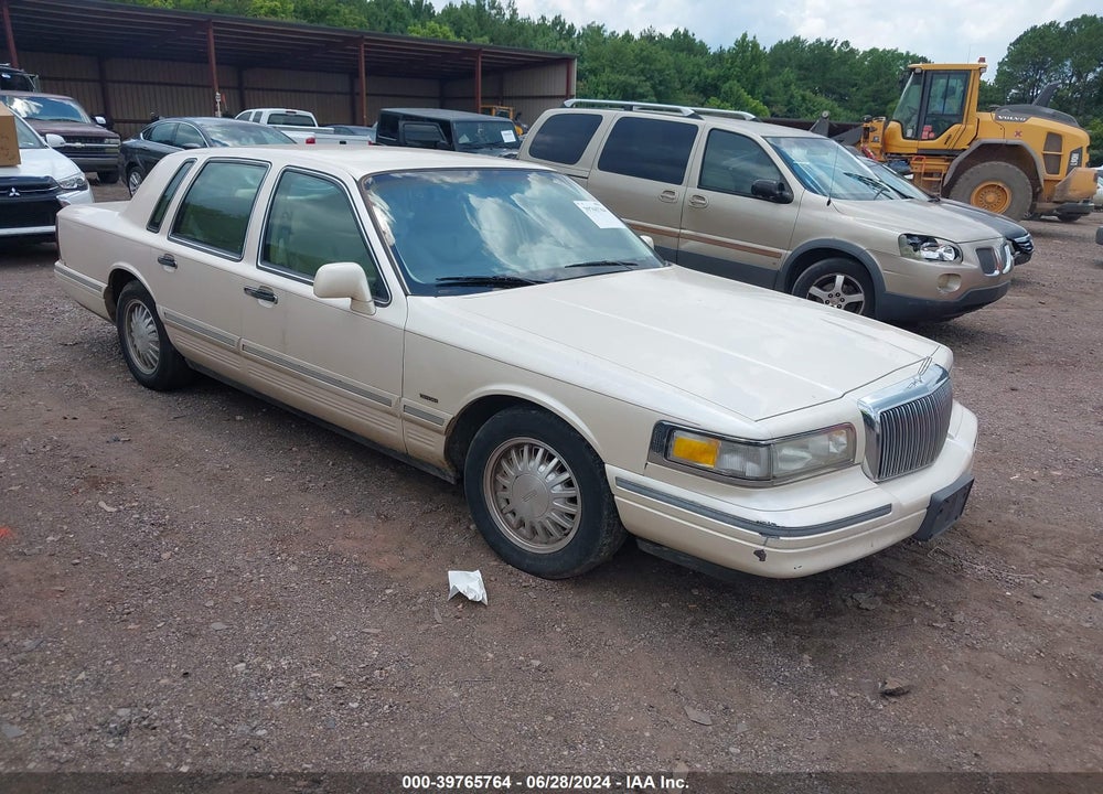 1997 LINCOLN TOWN CAR CARTIER VIN: 1LNLM83W8VY654099