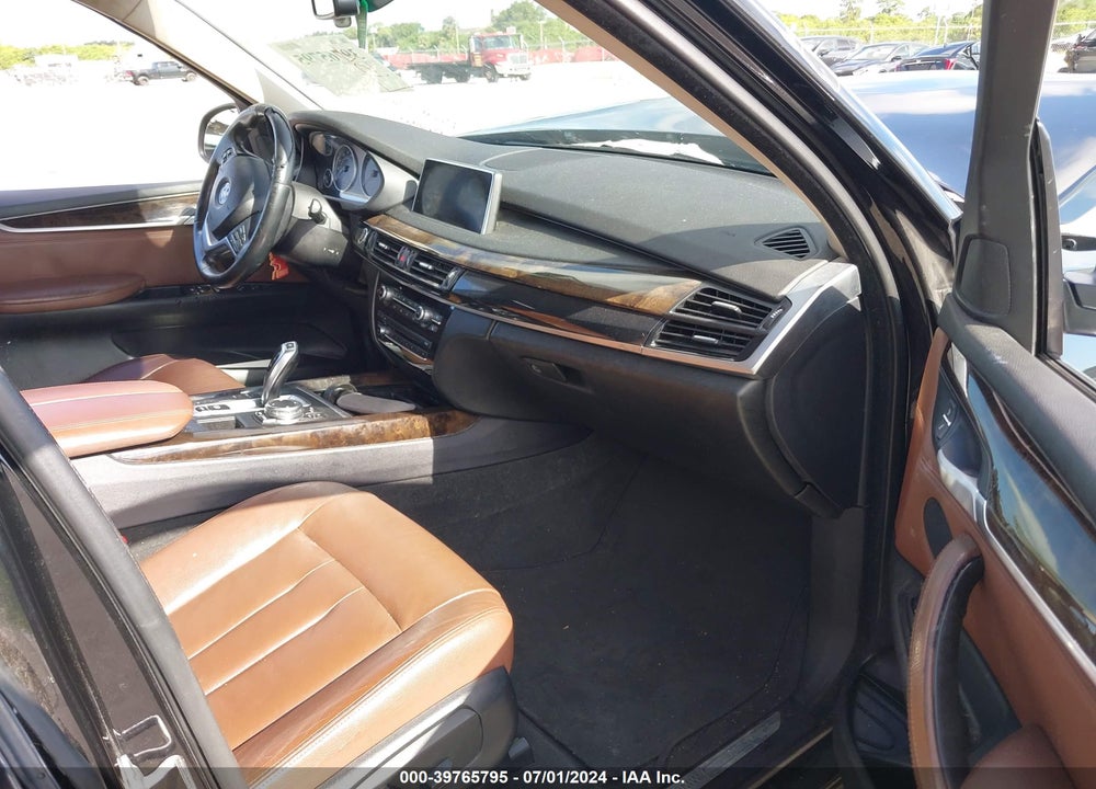 2015 BMW X5 SDRIVE35I VIN: 5UXKR2C52F0H40838