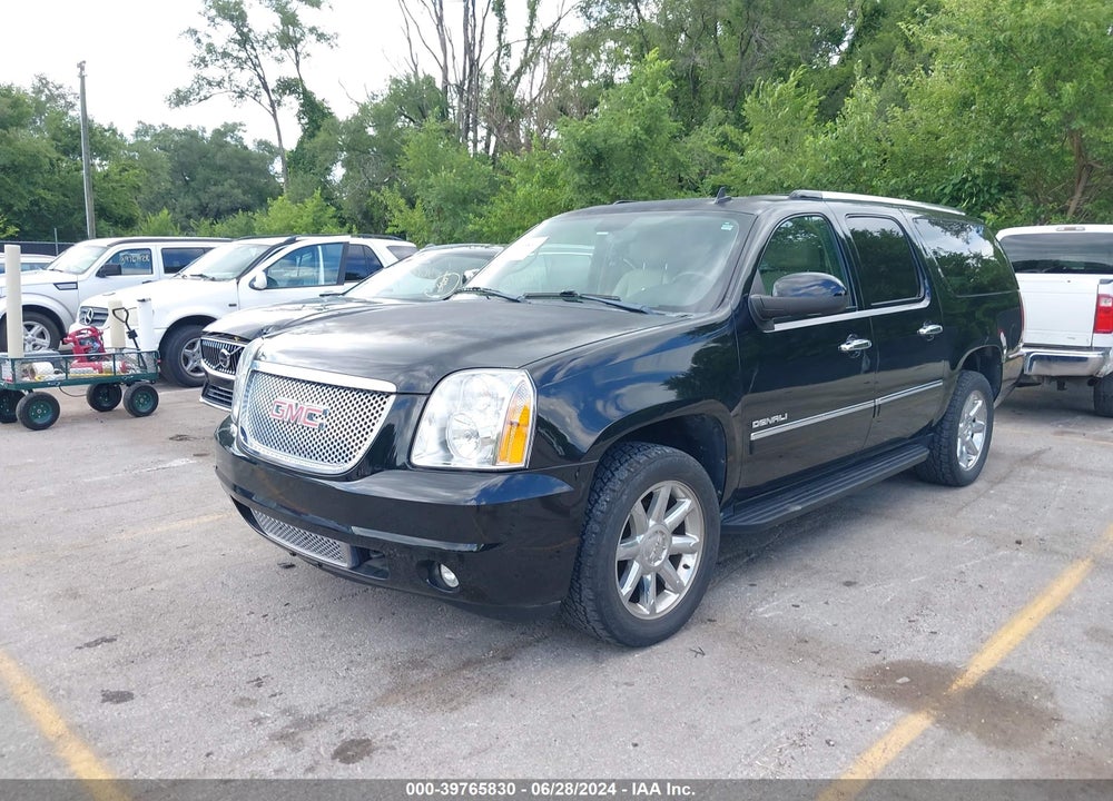 2013 GMC YUKON XL 1500 DENALI VIN: 1GKS2MEF5DR362841
