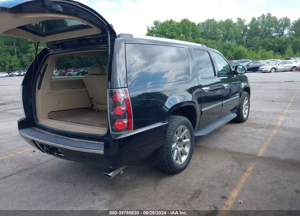 2013 GMC YUKON XL 1500 DENALI VIN: 1GKS2MEF5DR362841