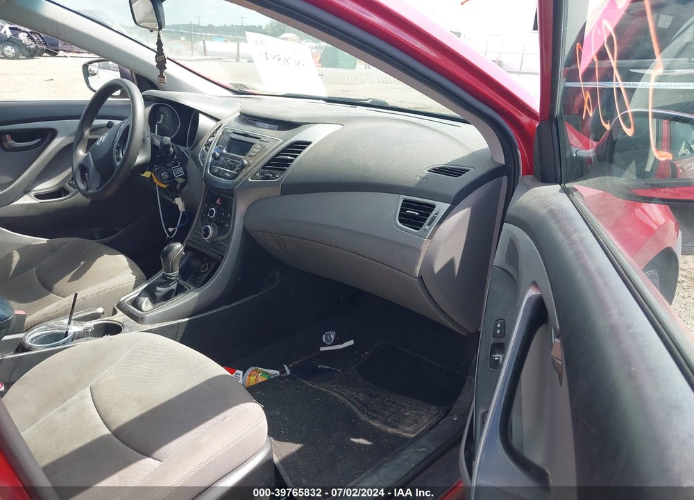 2015 HYUNDAI ELANTRA SE VIN: KMHDH4AE5FU383491