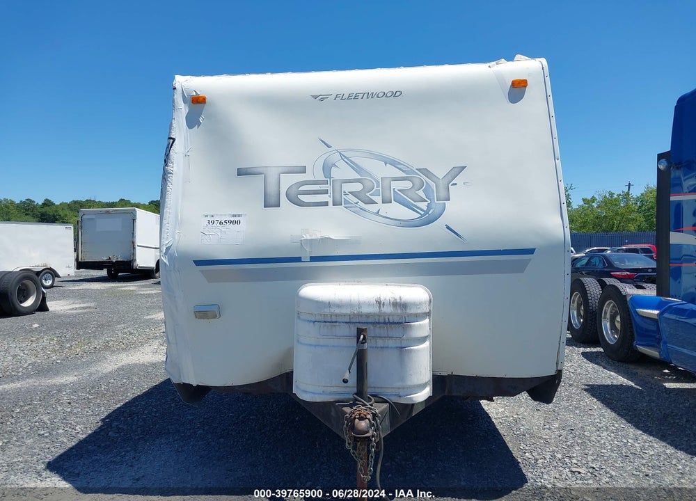 2005 FLEETWOOD TERRY 300BHS VIN: 1EA1B302755340163