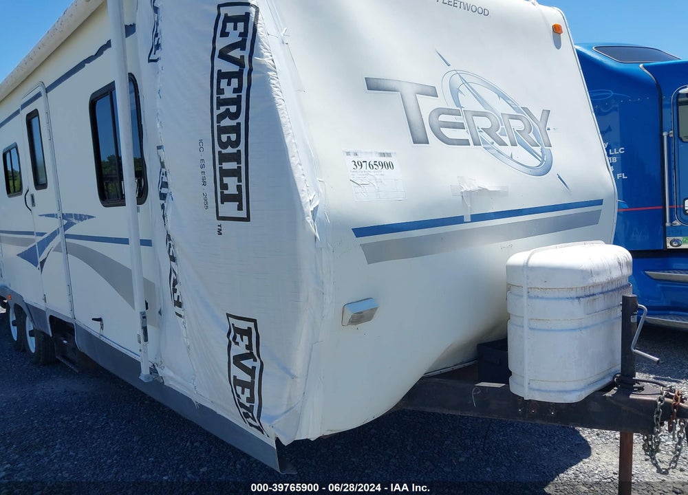 2005 FLEETWOOD TERRY 300BHS VIN: 1EA1B302755340163