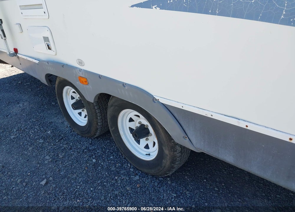 2005 FLEETWOOD TERRY 300BHS VIN: 1EA1B302755340163