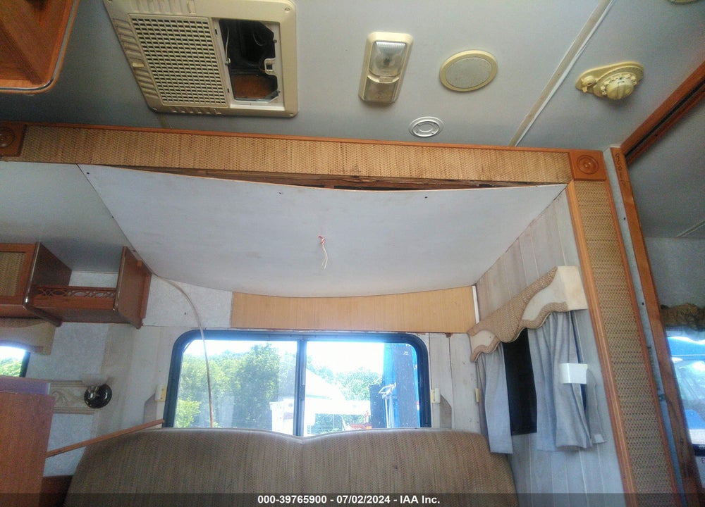 2005 FLEETWOOD TERRY 300BHS VIN: 1EA1B302755340163