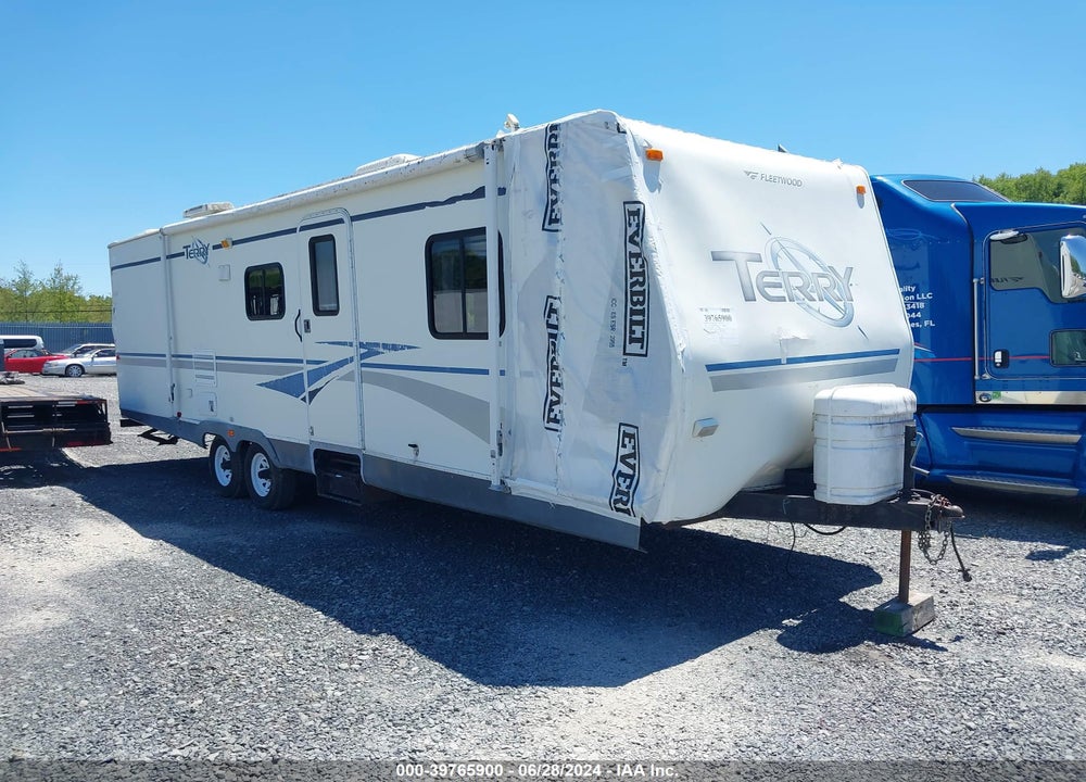 2005 FLEETWOOD TERRY 300BHS VIN: 1EA1B302755340163