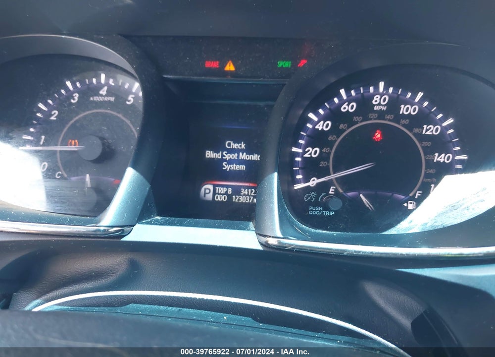 2016 TOYOTA AVALON LIMITED VIN: 4T1BK1EB8GU209679