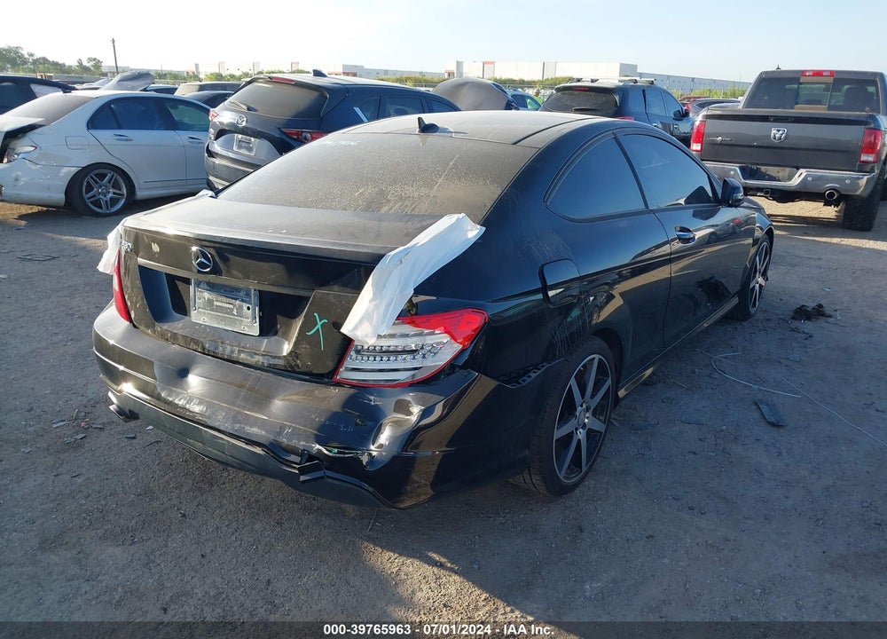 2015 MERCEDES-BENZ C 250 VIN: WDDGJ4HBXFG390507