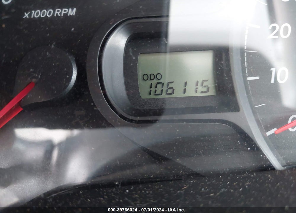 2014 TOYOTA SIENNA LE V6 8 PASSENGER VIN: 5TDKK3DC1ES506112