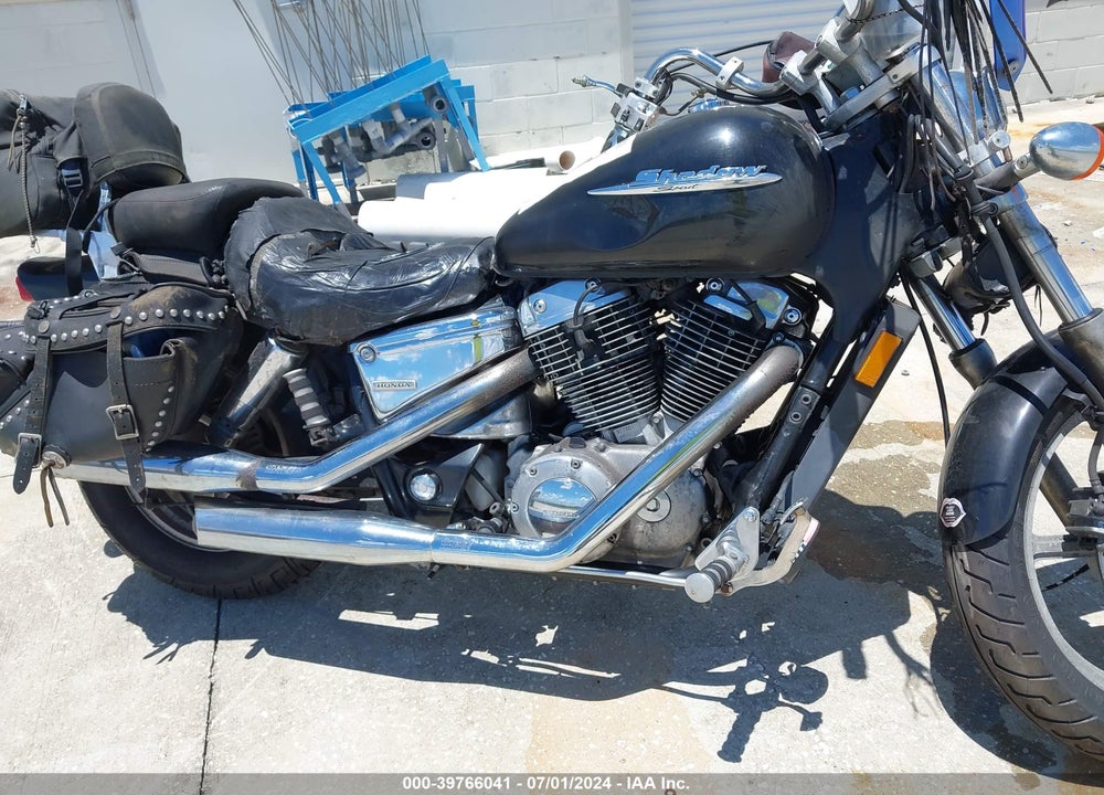 2005 HONDA VT1100 C VIN: 1HFSC18085A900078