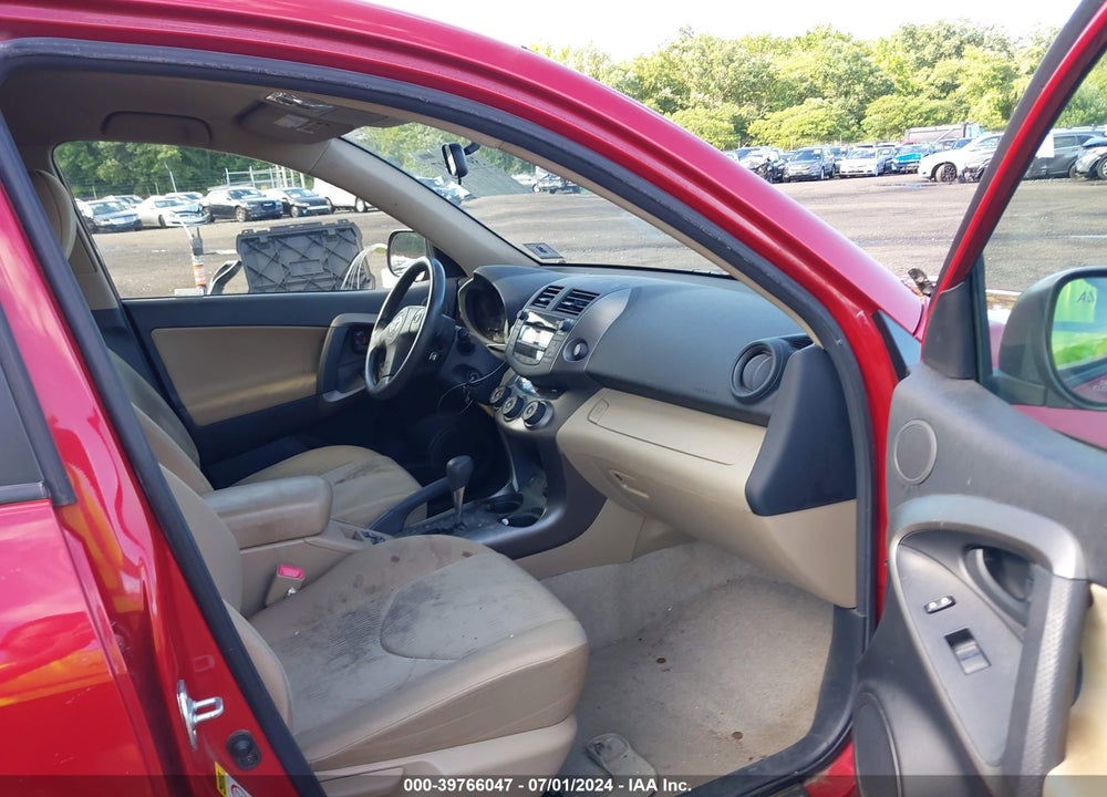 2009 TOYOTA RAV4 VIN: JTMBF33VX9D009164