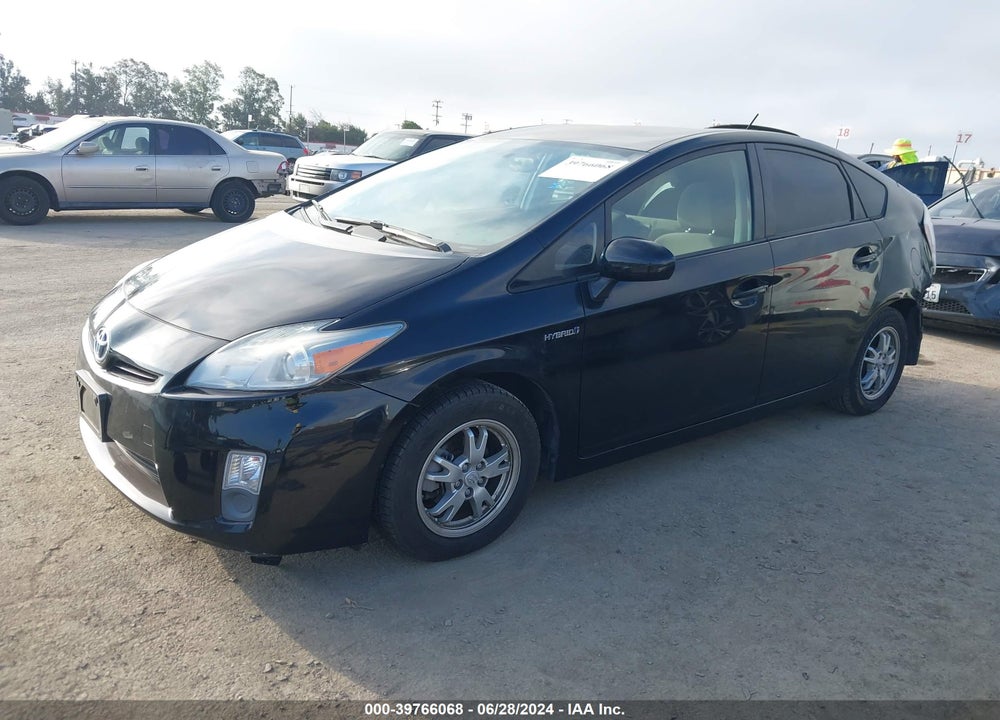 2011 TOYOTA PRIUS TWO VIN: JTDKN3DU0B1364067