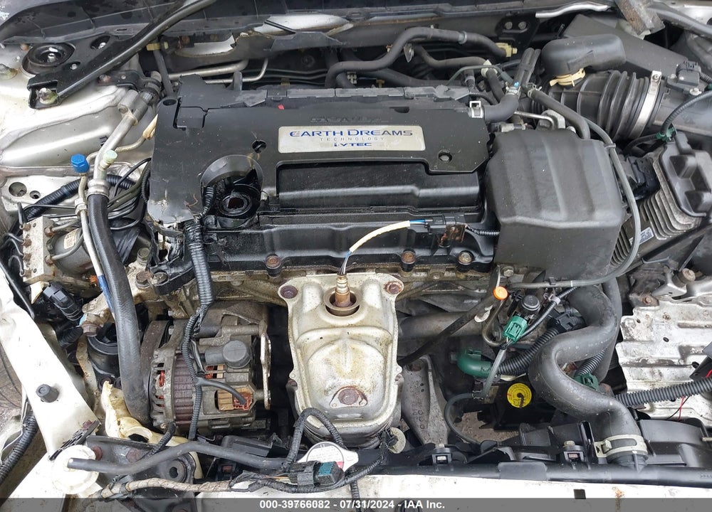 2015 HONDA ACCORD EX-L VIN: 1HGCR2F82FA055095