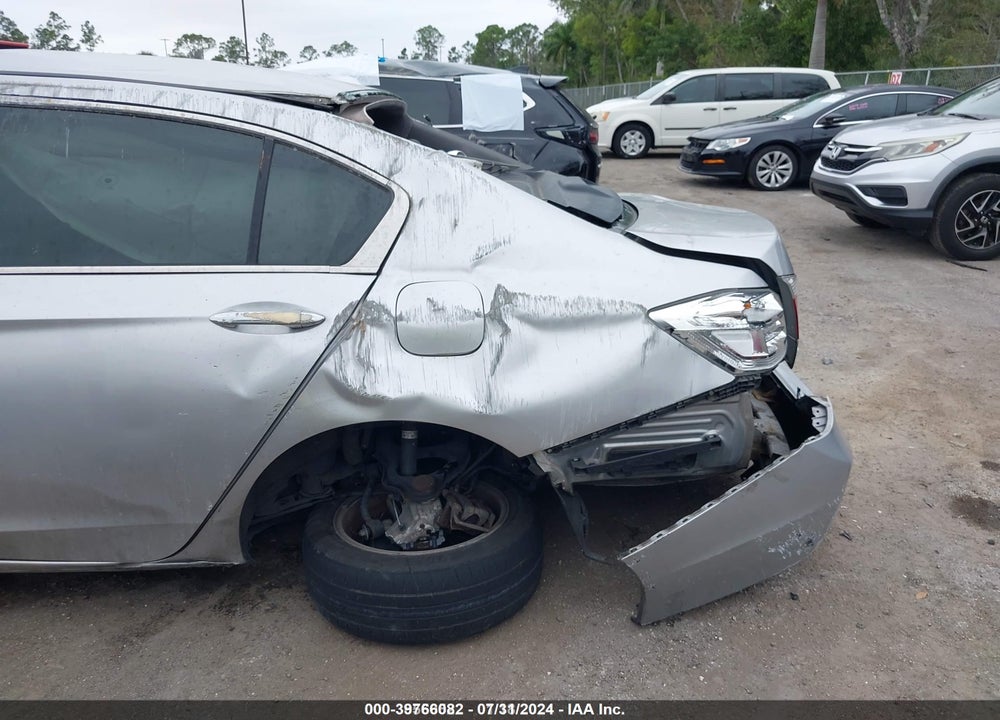 2015 HONDA ACCORD EX-L VIN: 1HGCR2F82FA055095