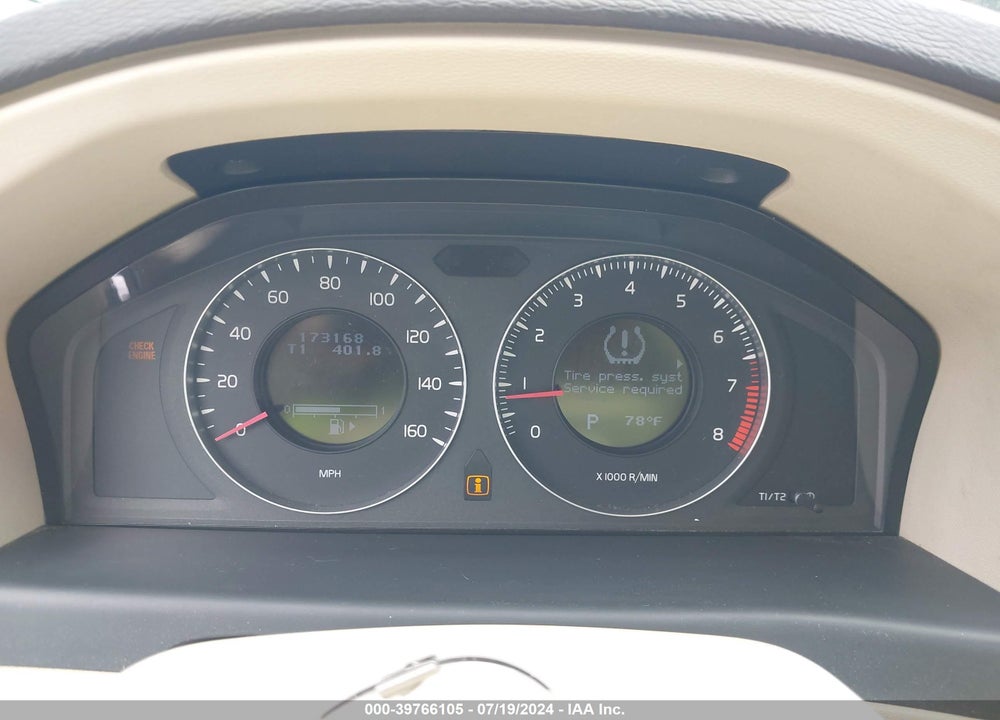 2008 VOLVO V70 3.2 VIN: YV1BW982481044147