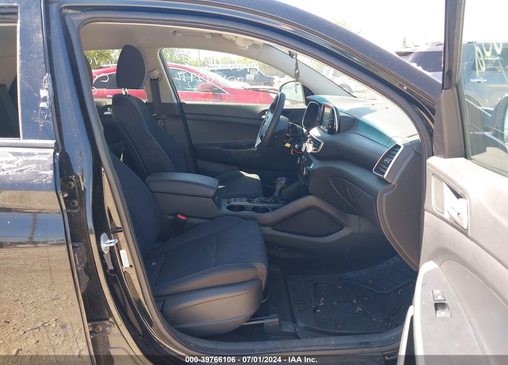 2019 HYUNDAI TUCSON SE VIN: KM8J2CA44KU944912
